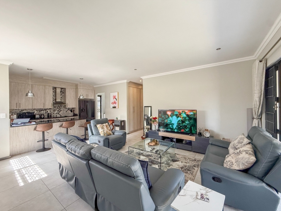 3 Bedroom Property for Sale in Melodie North West